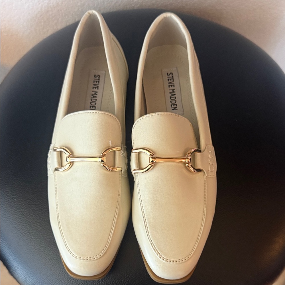 Steve Madden Cream Flats with Gold Accent